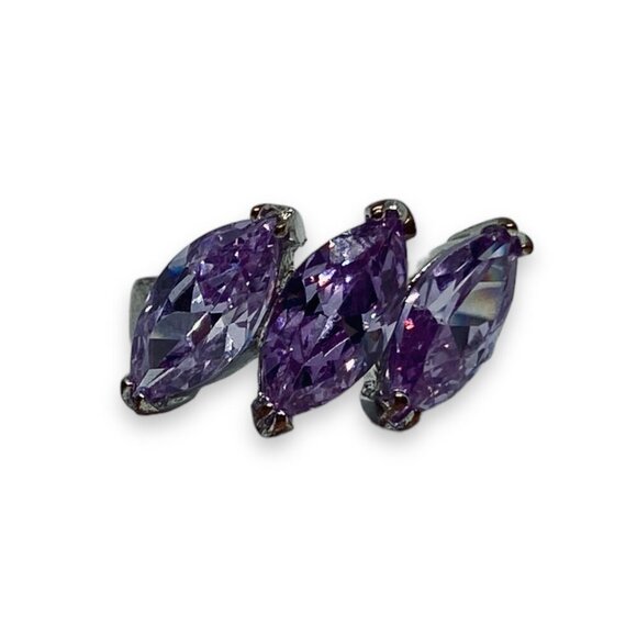 Vintage Lavender Purple Oval 3 Stone Sparkling Statement Ring Size 7 1/4 - Picture 3 of 6